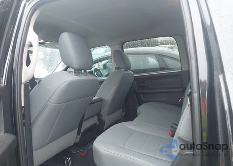 2017 Ram 1500 Express 4X2 5'7 Box из США, поврежденный, VIN 1C6RR6KTXHS836171